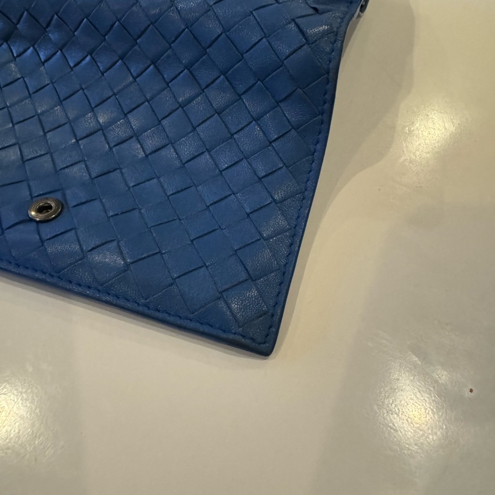 Bottega Veneta Blue Intrecciato Leather Wallet - Picture 7 of 9